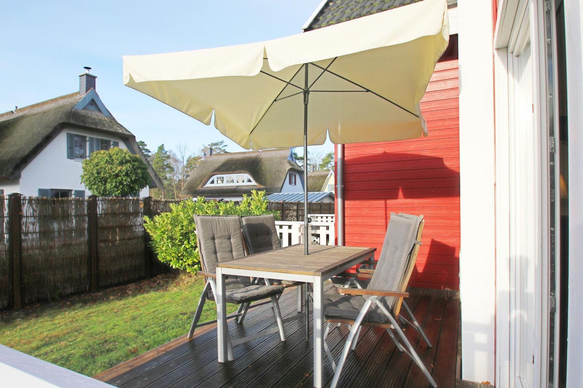 Ferienhaus Wellenlaeufer Haus - Sauna, Terrasse, Garten Glowe Eksteriør billede