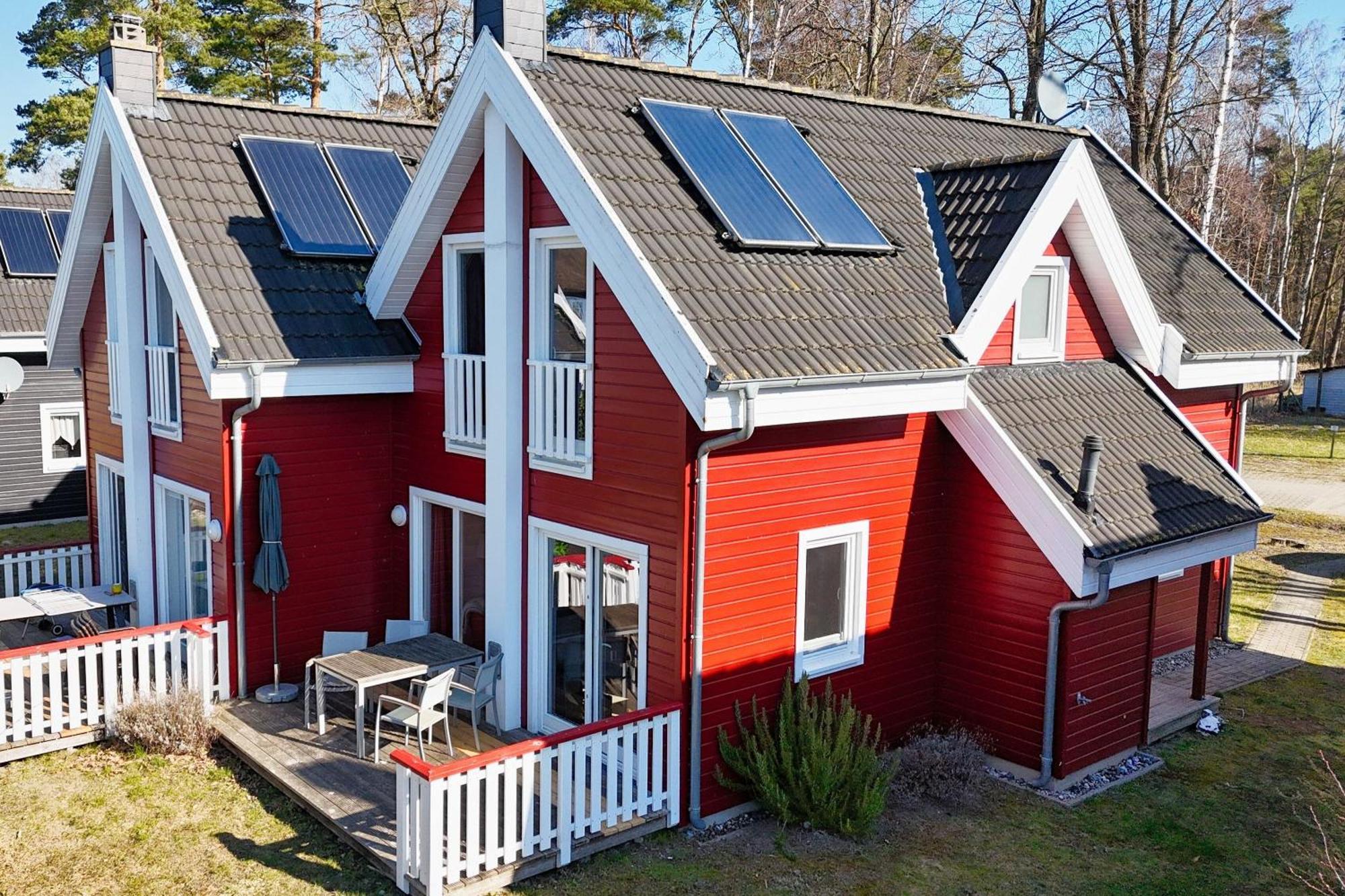 Ferienhaus Wellenlaeufer Haus - Sauna, Terrasse, Garten Glowe Eksteriør billede